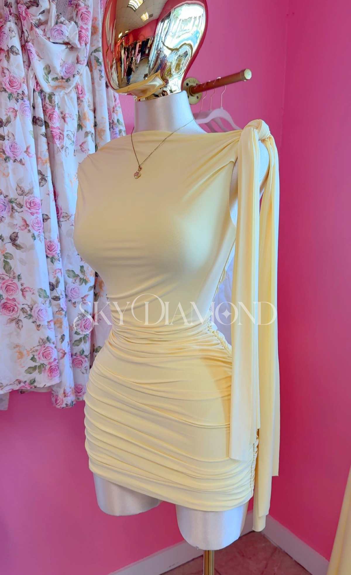 Buttery yellow one side dress