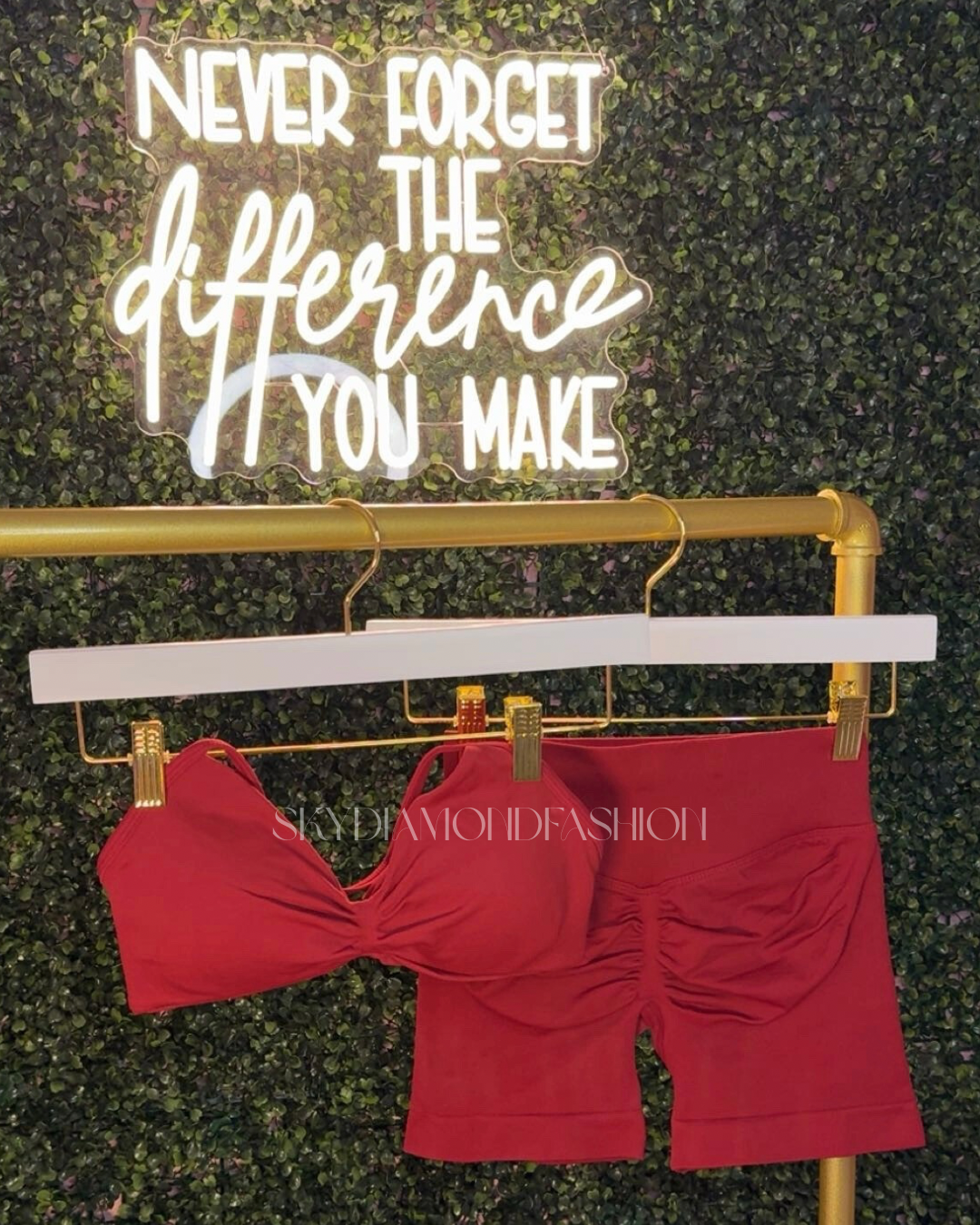 Burgundy active shorts