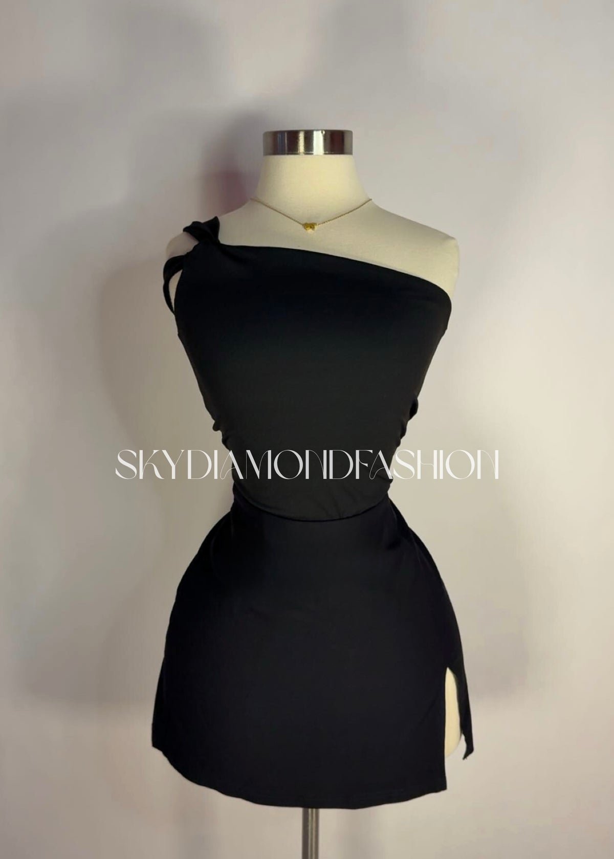 Black side top